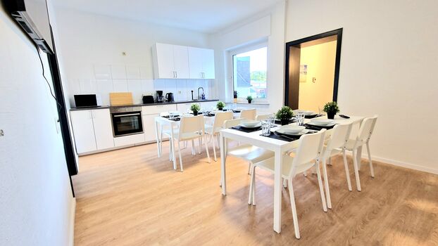 6 room apartment with roof terrace -MND01 Bild 3
