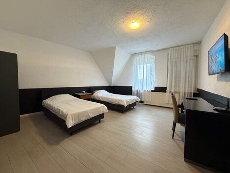 Cici Apartments Lüdenscheid Knapperstraße – 120 m² | 4 Schla Bild 2