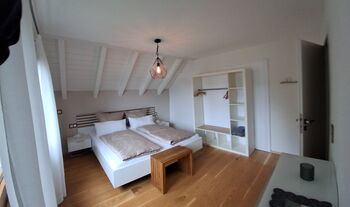 Schlafzimmer I