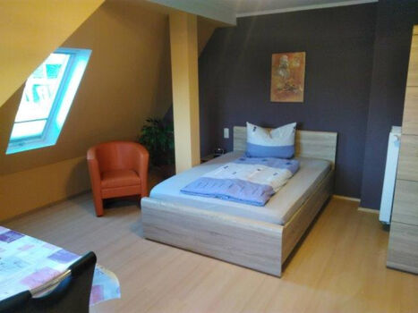 HOFzimmer Gästeappartements + Mehrzimmerwohnungen