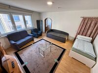 Spacious Apartment in Mülheim Picture 1