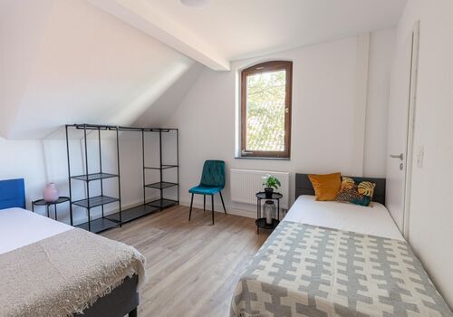 Moderne 4 Bett Wohnung Foto 4