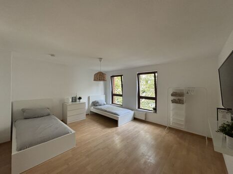 HomeRent in Grevenbroich Bild 1