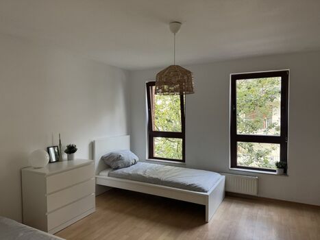 HomeRent in Grevenbroich Bild 2