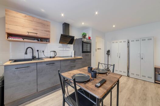 M44 Home | Dein Zuhause auf Zeit | im Bergischen Land Bild 2