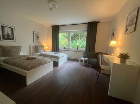HomeRent in Köln rechtsrheinisch Bild 2
