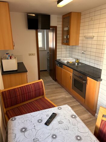 M u. M Zimmervermietung Bild 3