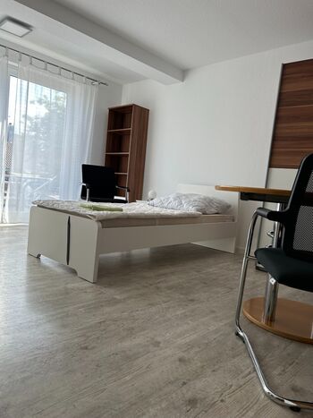 M u. M Zimmervermietung Bild 6