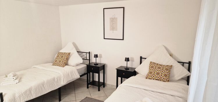 MB Homes Hechingen-Albstadt-Tübingen Einzelzimmer 2-7 Personen Bild 1