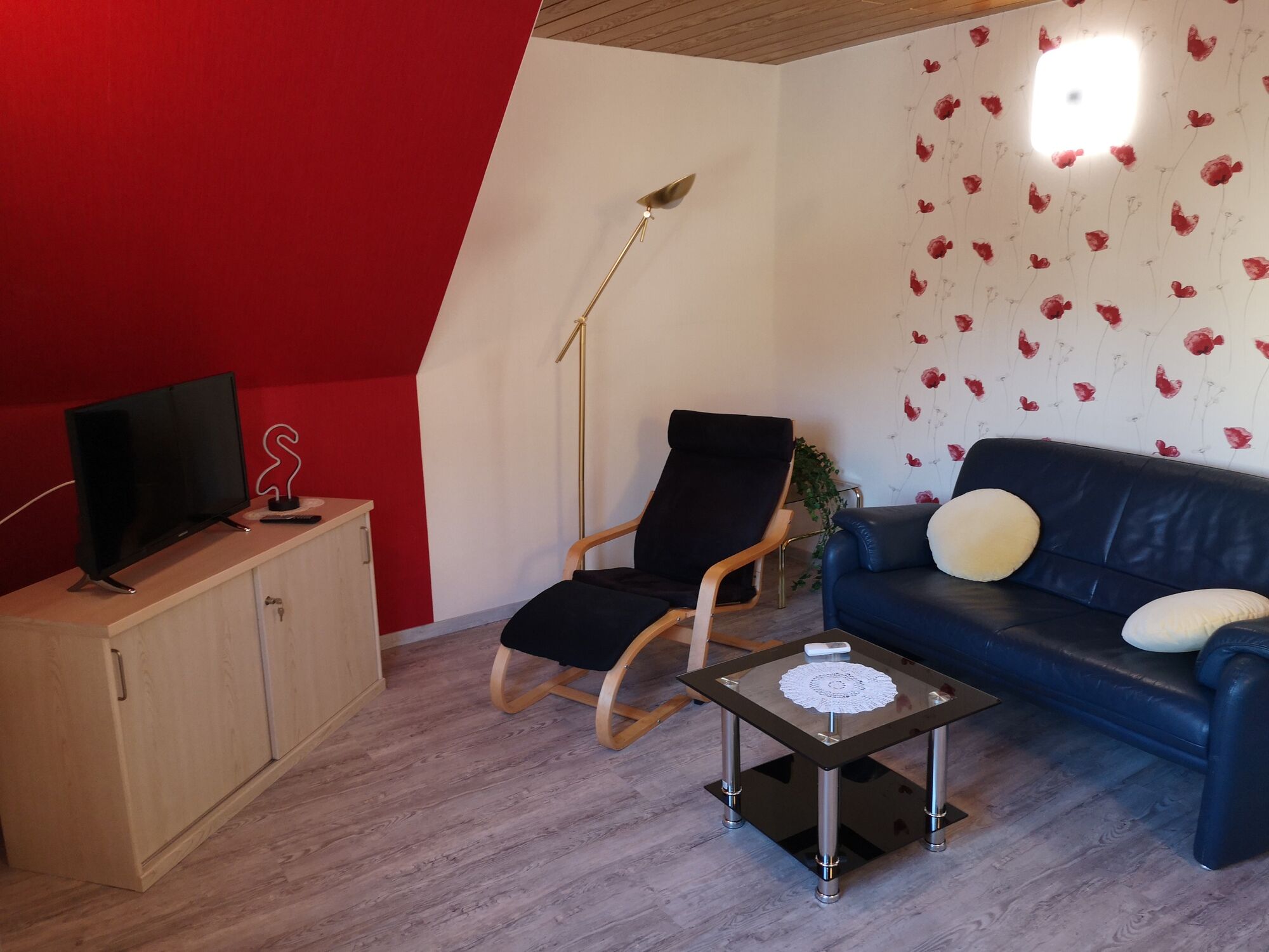 Wohnzimmer mit Schlafmöglichkeiten