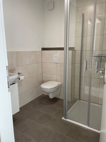 Wohnung 2, Dusche - WC