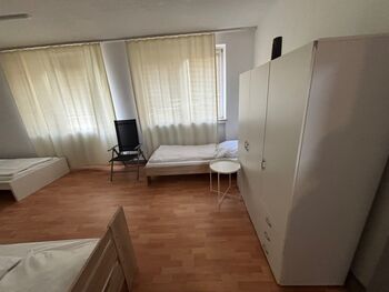 3Zimmer Wohnung 2min von A7 Ausfahrt Fulda-Mitte 6-10 Person Bild 5