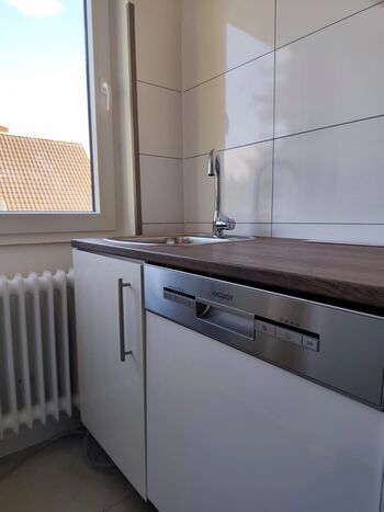 Küche - Spüle und Spülmaschine