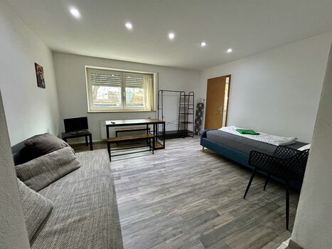 UG Wohn-Schlafzimmer