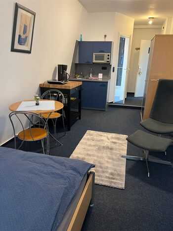 1-Raumappartement mit Pantryküche Stadtvilla, Fischerweg 1a