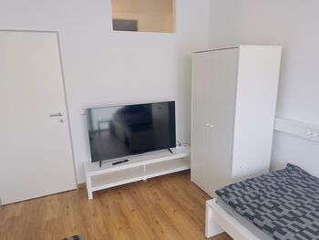 Wohnung in Augsbug 8 Personen /Parkplatz/2 WC Bild 6
