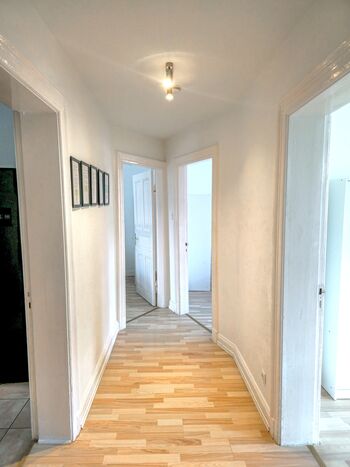 Großzügige 3-Zimmer-Wohnung mit Balkon Bild 2