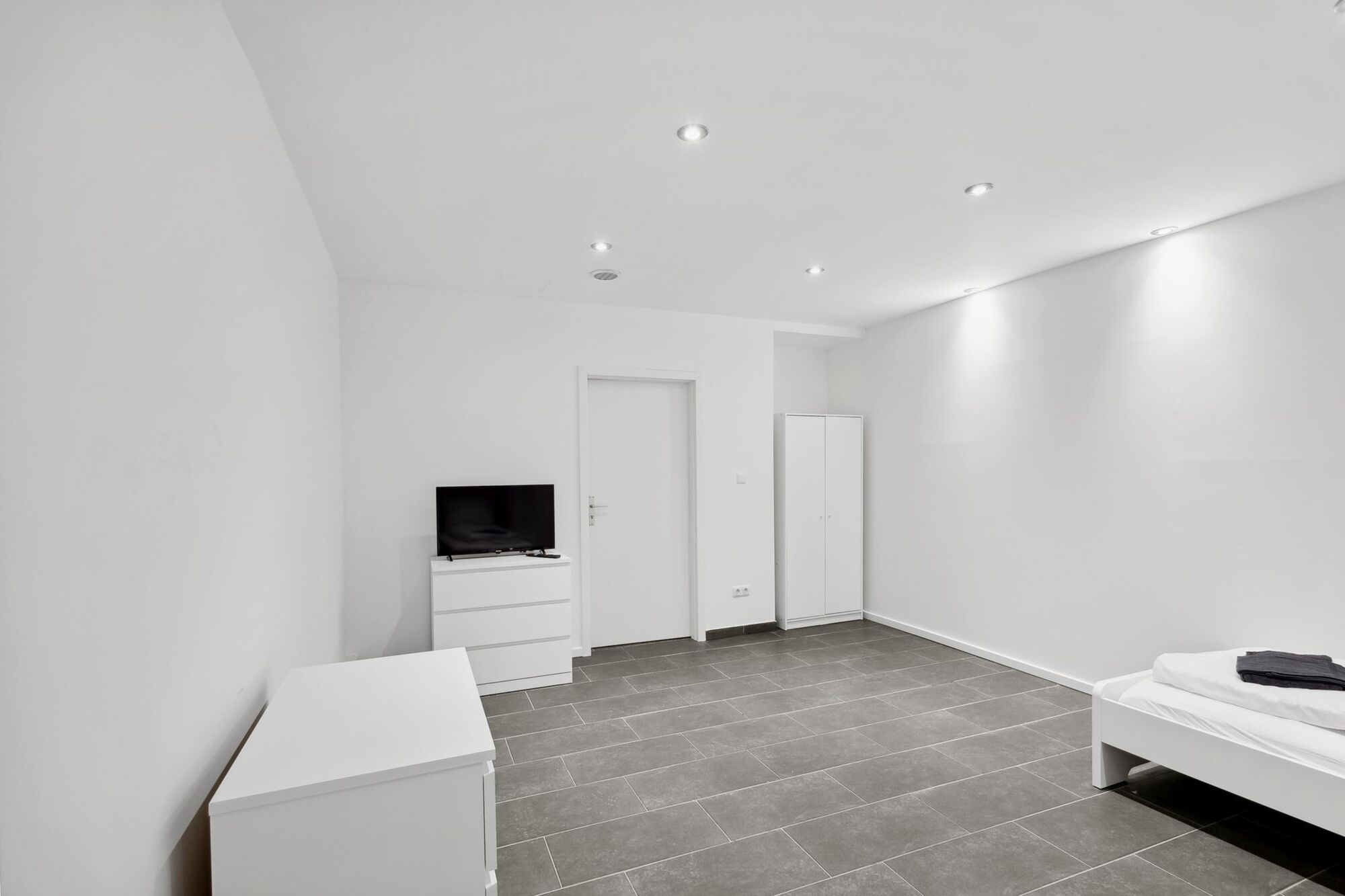 Schlafzimmer 5