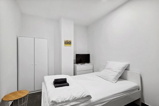 Schlafzimmer 4