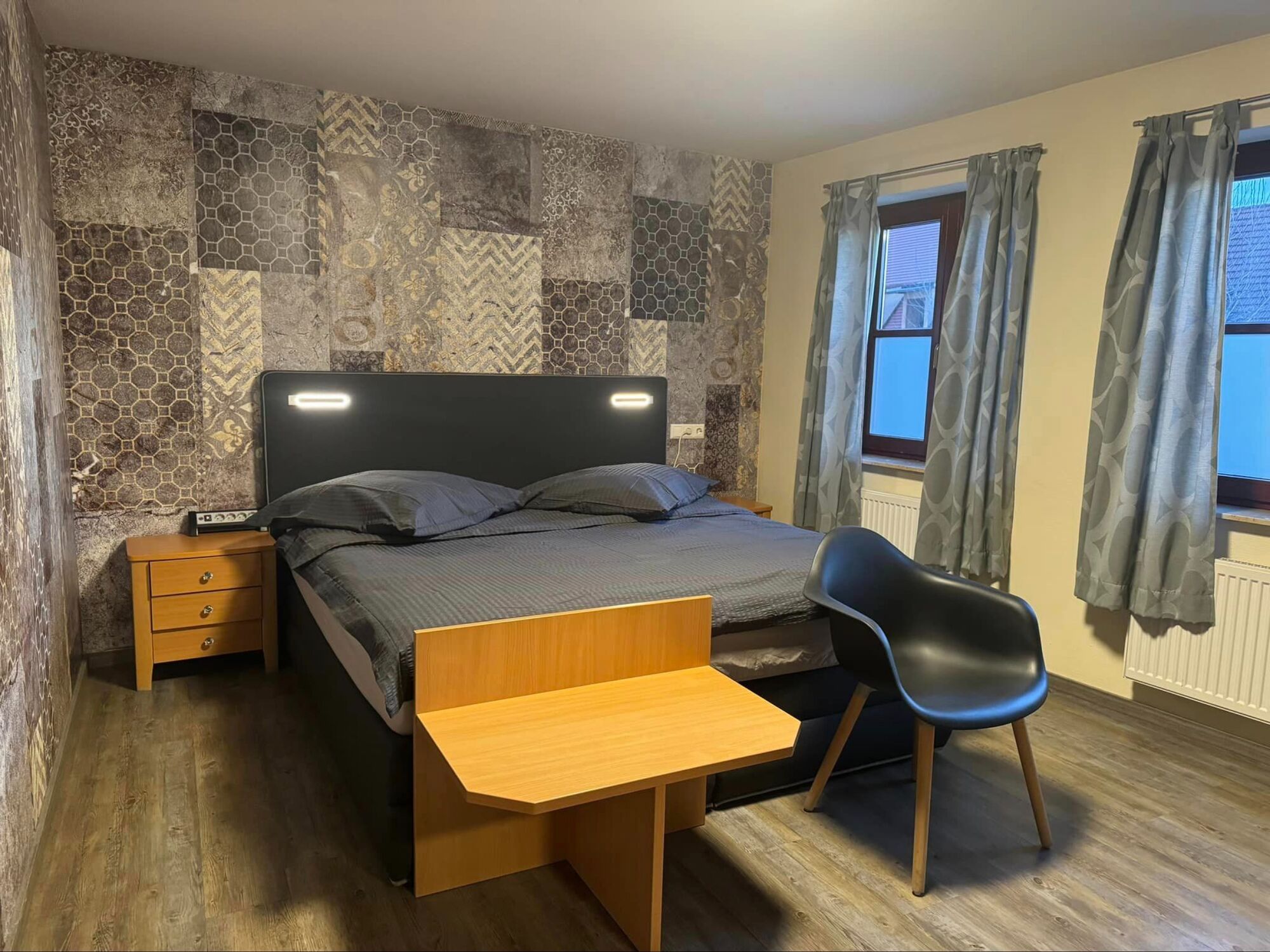 Doppelzimmer mit Kingsize Bett