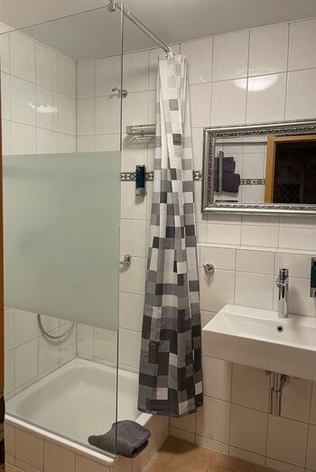 Bad Zimmer Haupthaus