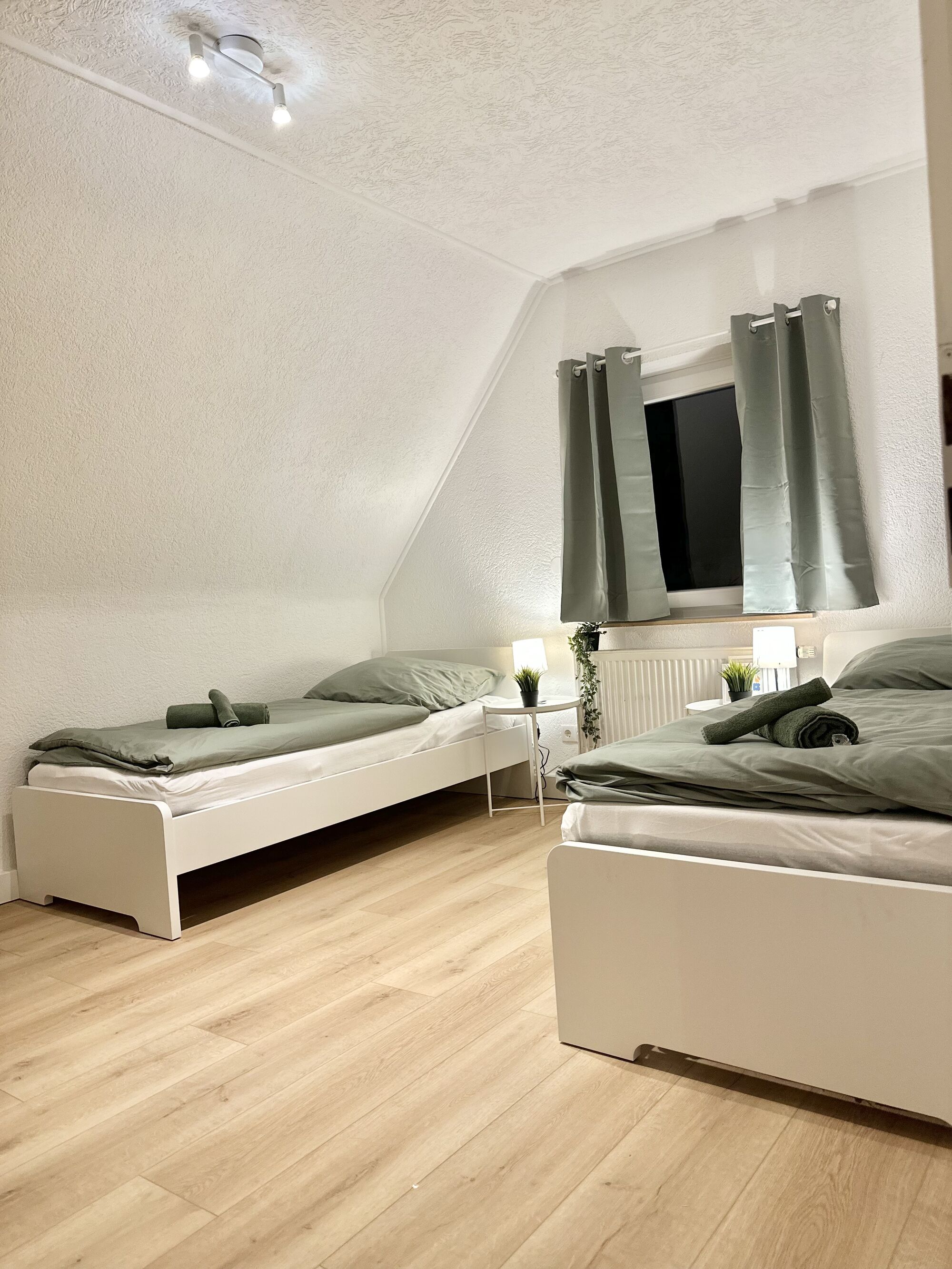Schlafzimmer 2
