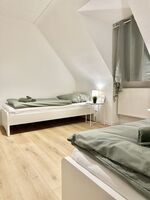 Wohnung in Raunheim - 5-Zi., 10 Betten, WLAN und Parkplatz Bild 11