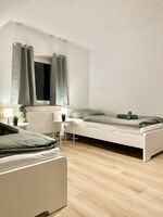 Wohnung in Raunheim - 5-Zi., 10 Betten, WLAN und Parkplatz Bild 6