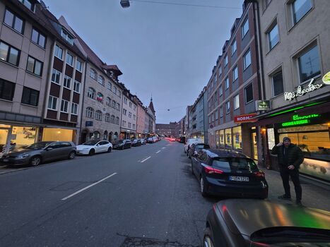 An der Burg und UNI wohnung Bild 4