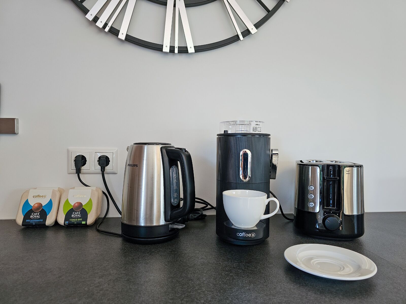 Kaffee & Tee sind für euch vorhanden