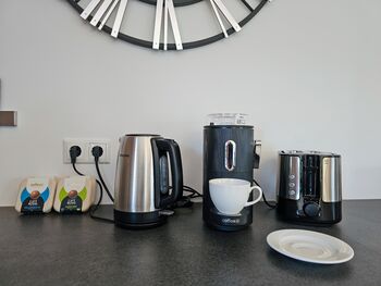 Kaffee & Tee sind für euch vorhanden