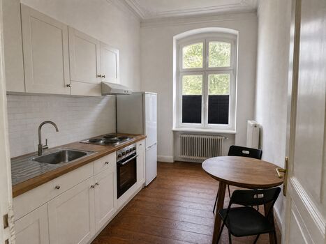 FL8 / TOMASZ-LIVING in HARRISLEE - Vollausgestattet Bild 3