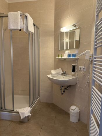 Gästezimmer PORTSIDE Bild 3