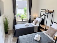TT Living Apartments Rellingen I Direkt A23 I 25 Minuten bis HH Zentrum Bild 1