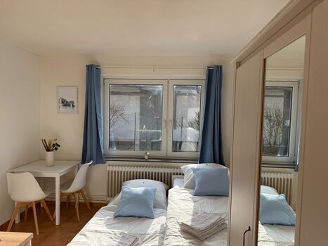 Helles Studio nahe Hamburg | A1 und A24 Bild 1