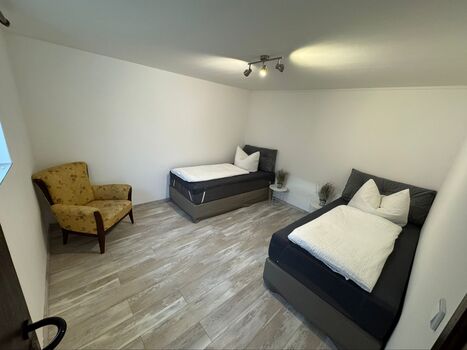 A8 Gästehaus Adelsried Bild 1