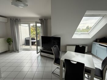 Möblierte 2-Zimmer-Wohnung in Mönchengladbach-Hockstein Bild 2