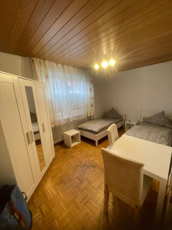Kapellenmüllerweg OG Schlafzimmer 1