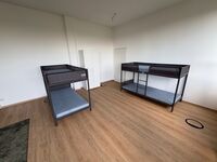 8 Bettzimmer