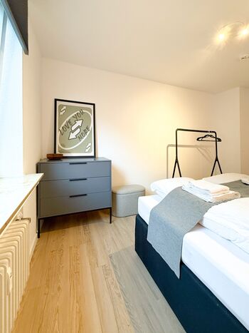 65 qm City-Apt | WLAN & Check-in Picture 2