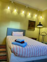 5 Zimmer Wohnung mit 6 Betten, 2 Bäder-Dresden-Pieschen Bild 2