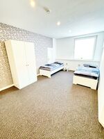 200 m² Wohnung Verl NEU!!! 2-Bäder/2 WC`s/5 Schlafzimmer Bild 12