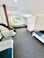 200 m² Wohnung Verl NEU!!! 2-Bäder/2 WC`s/5 Schlafzimmer Bild 16