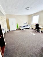 200 m² Wohnung Verl NEU!!! 2-Bäder/2 WC`s/5 Schlafzimmer Bild 4
