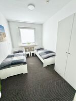 200 m² Wohnung Verl NEU!!! 2-Bäder/2 WC`s/5 Schlafzimmer Bild 10