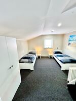 200 m² Wohnung Verl NEU!!! 2-Bäder/2 WC`s/5 Schlafzimmer Bild 17