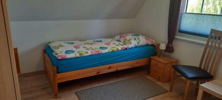 Schlafzimmer 3 (linkes Bett)