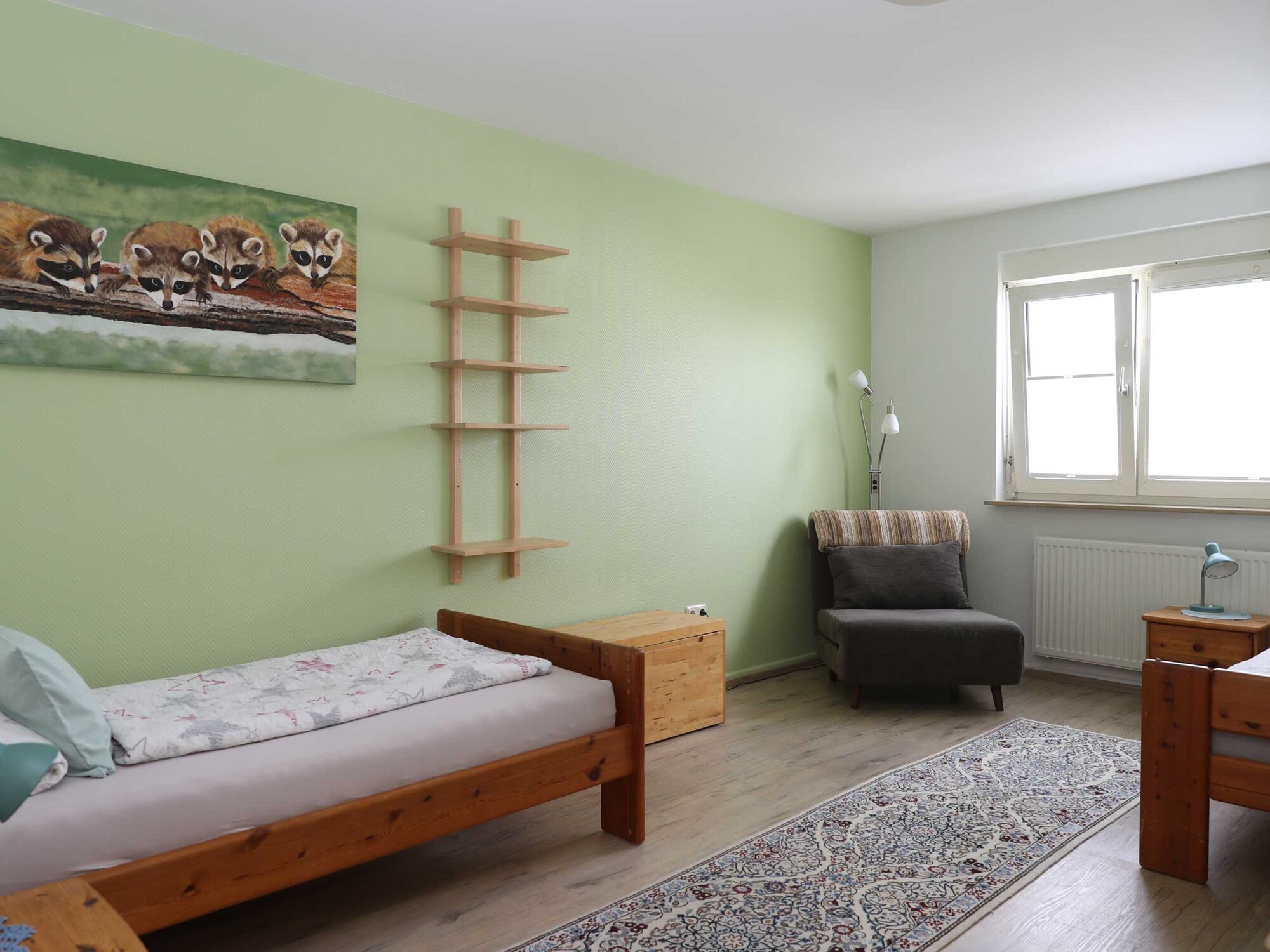 Schlafzimmer mit zwei Betten