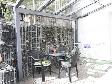 Überdachter Innenhof
