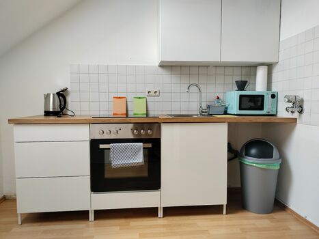 K-6 großzügige Wohnung mit EBK, WM, PKW Stellplatz uvm. Bild 3